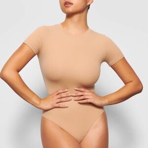 SKIMS Bodysuit T-Shirt